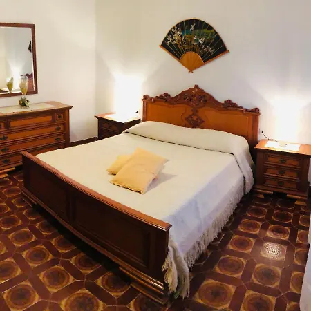 - Villetta Trilocale A 1km Dal Mare Tatil Evi *